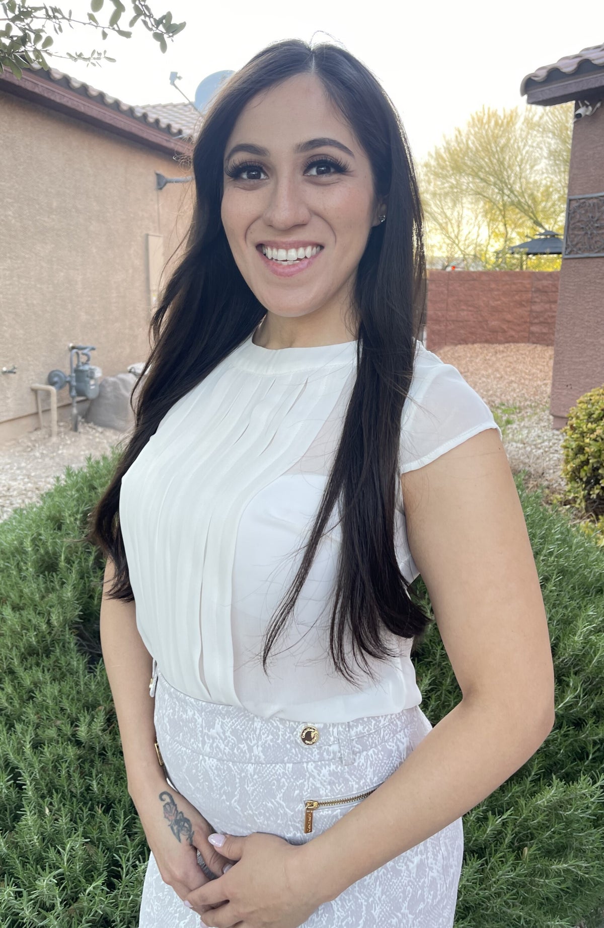 Ceramirez Real Estate NV cover