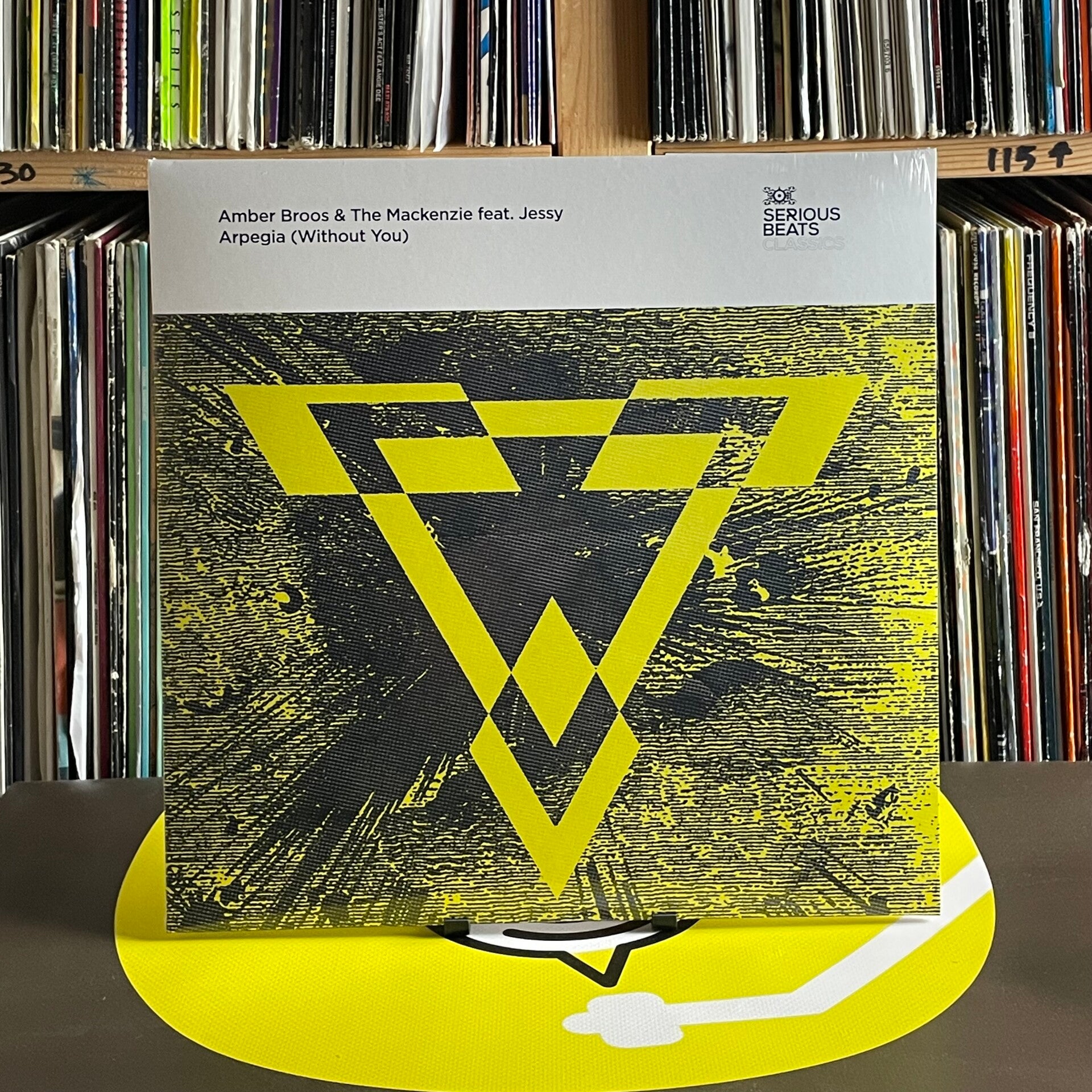 Amber Broos & The Mackenzie - Arpegia (Without You)