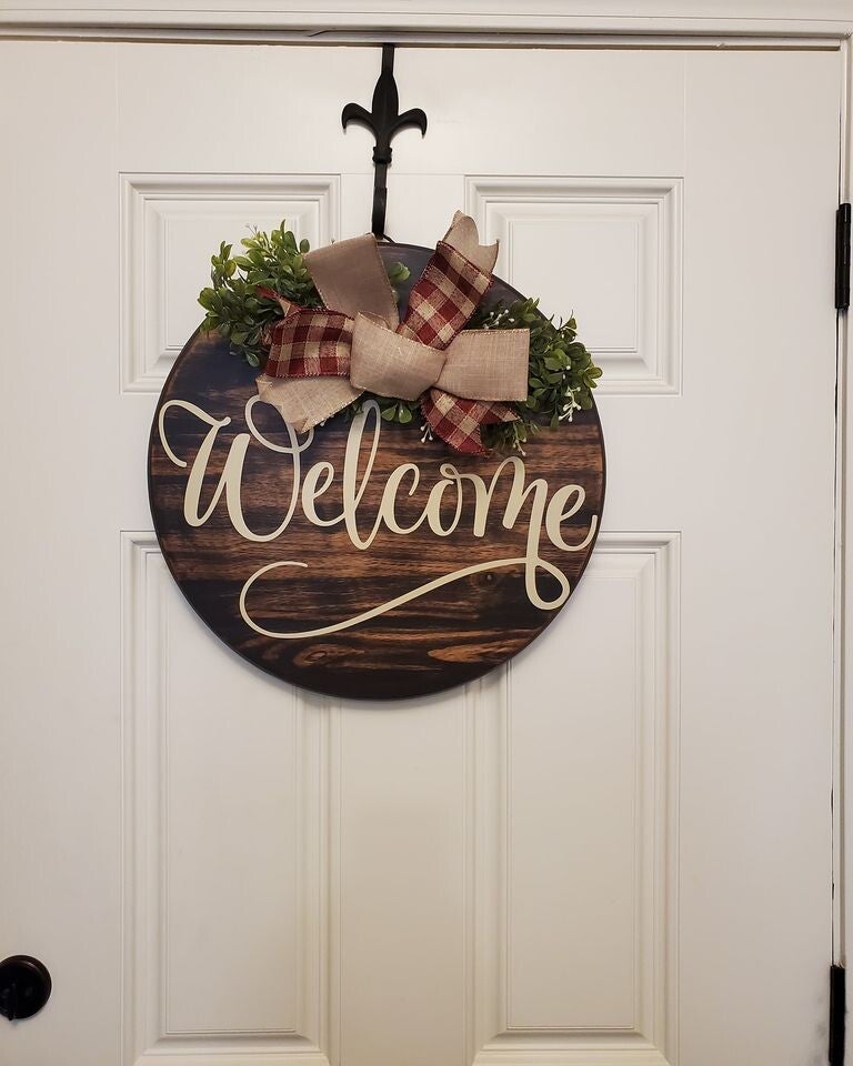 Red Plaid Welcome Door Hanging Round