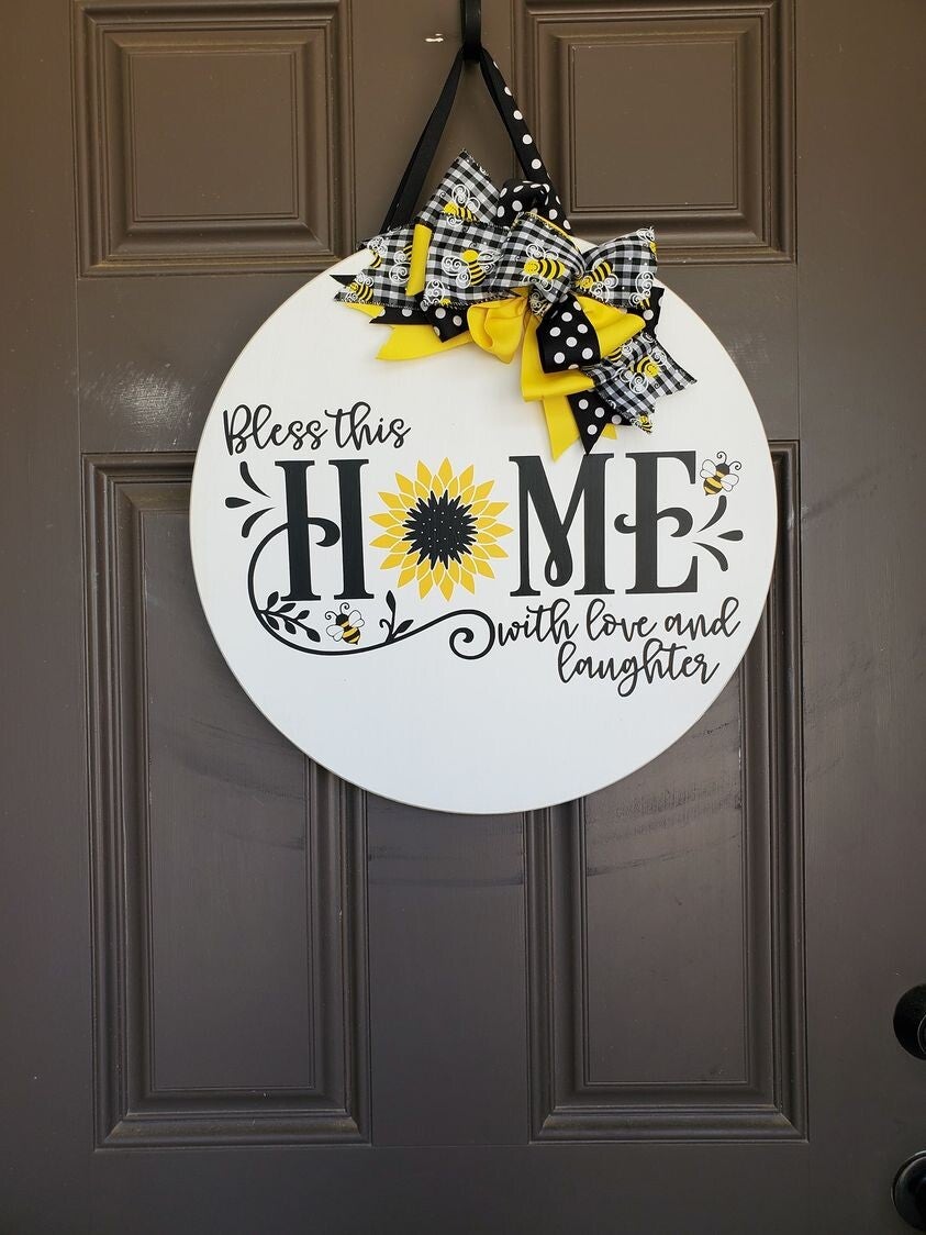 Bumble Bee Bless This Home Hanging Door Round