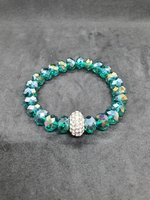 Groene armband oud en nieuw bling