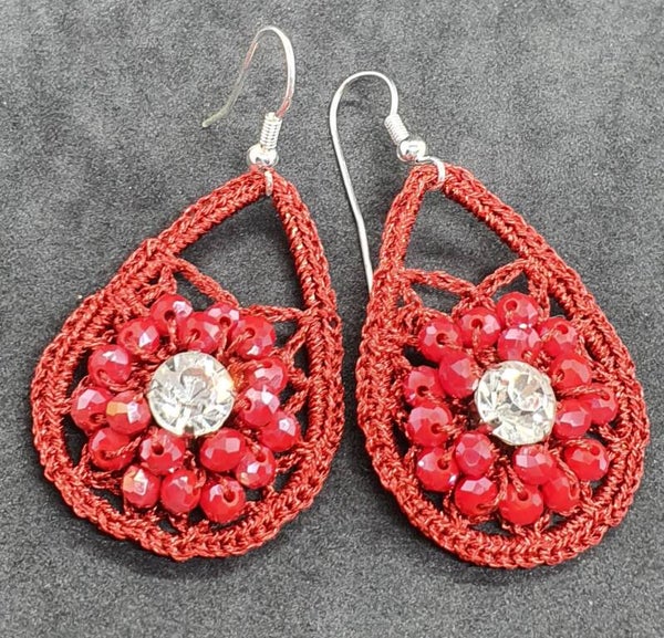Oorbel hangers rood