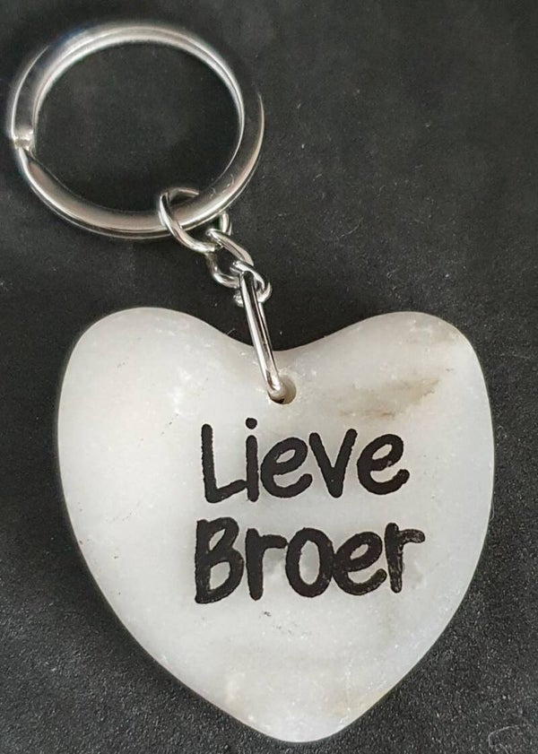 Marmeren hart met lieve broer