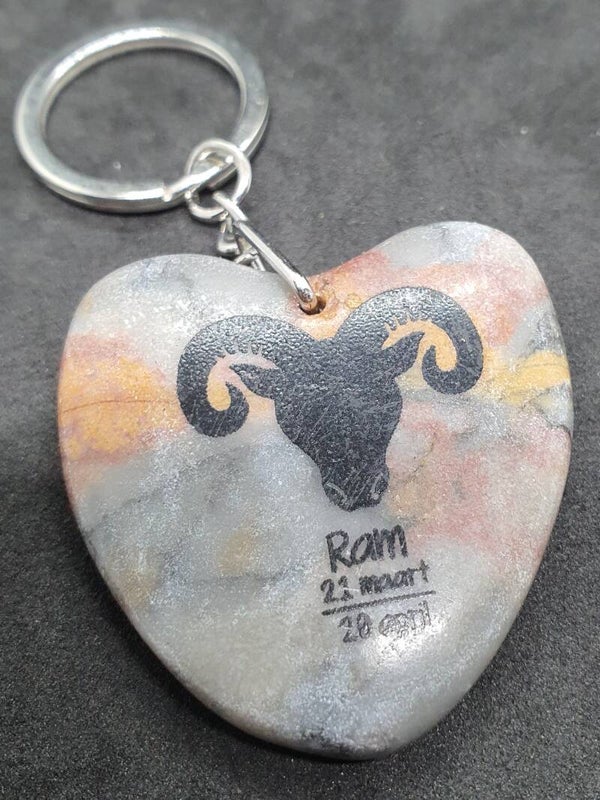 Marmeren hart met Ram