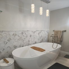 master-bathroom-1-standard.jpg