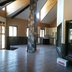 visionary-absolute-silver-lake-barn-j-standard.jpg