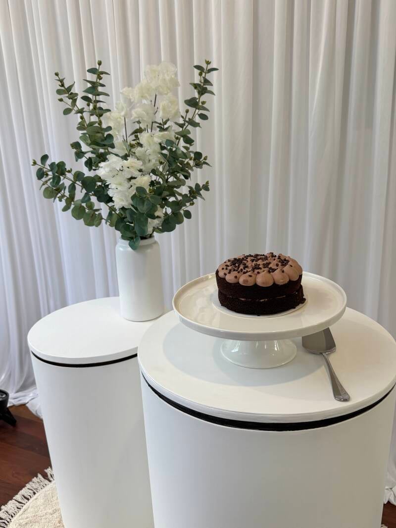 shadowline-hire-collection-event-plinths-2-standard.jpg
