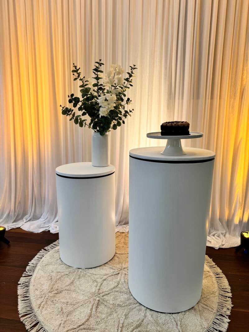 shadowline-hire-collection-event-plinths-7-standard.jpg
