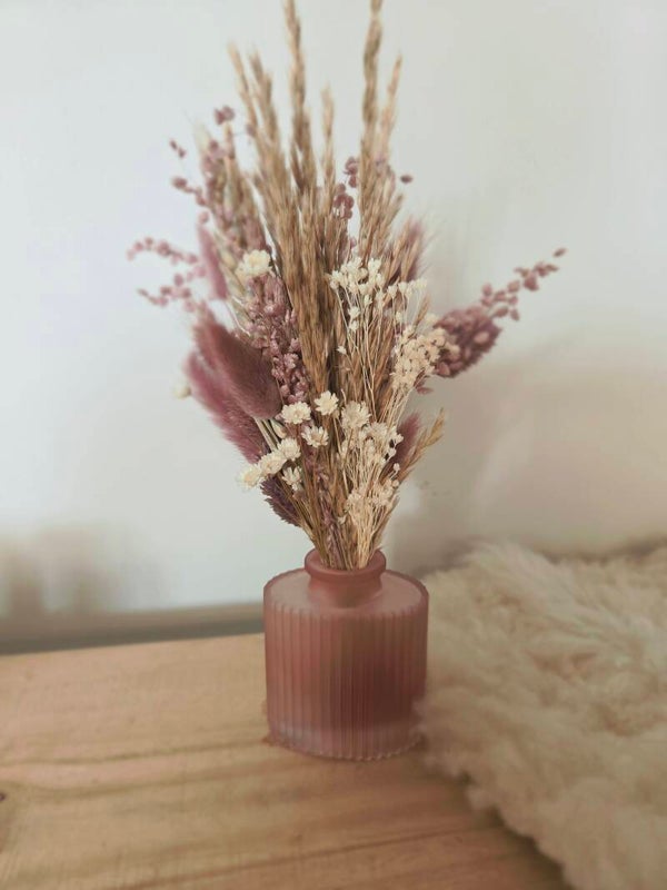 Vaasje Lily mat + boeketje