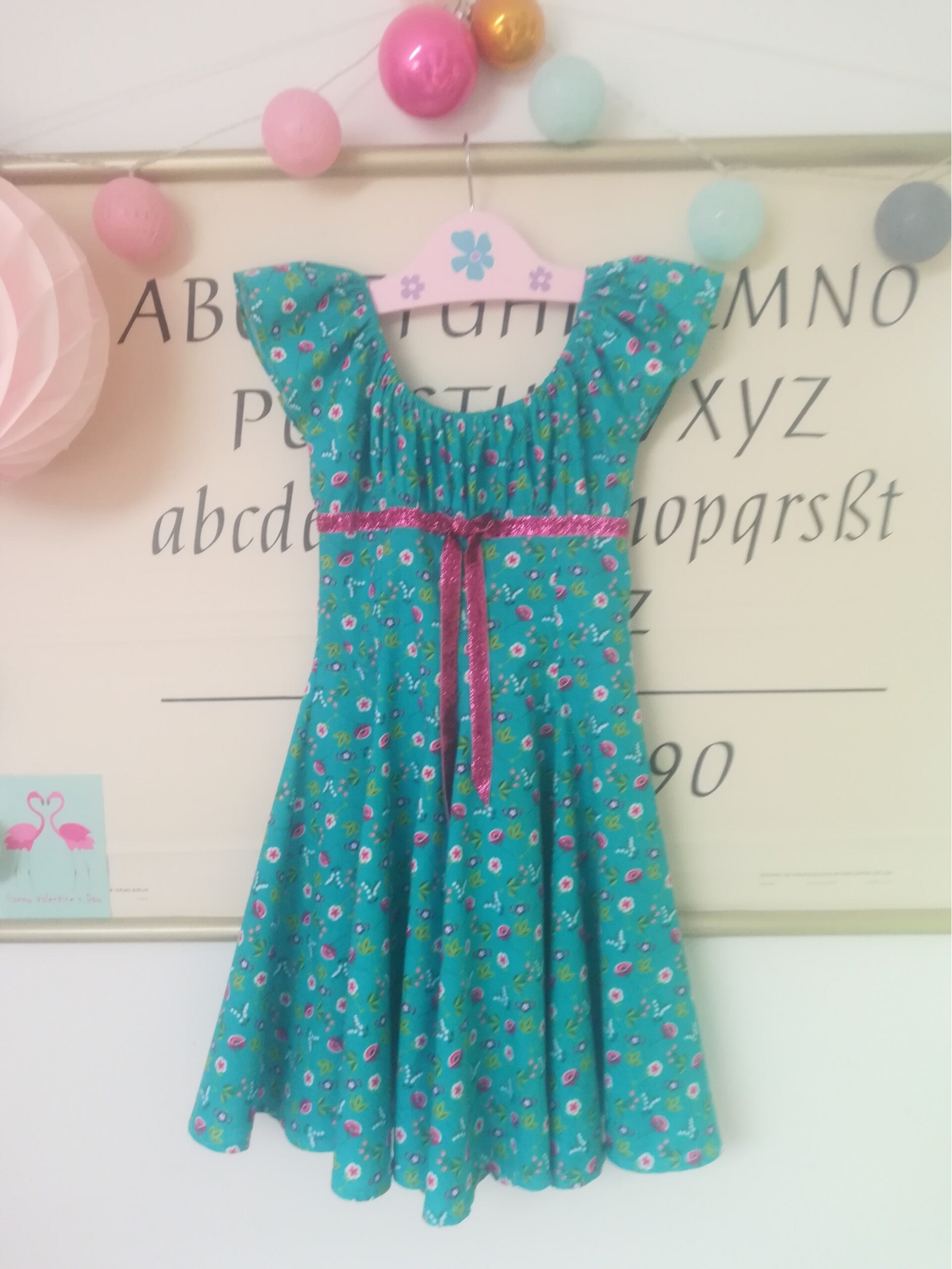 handmadebynelia-Kleider für Schulanfang