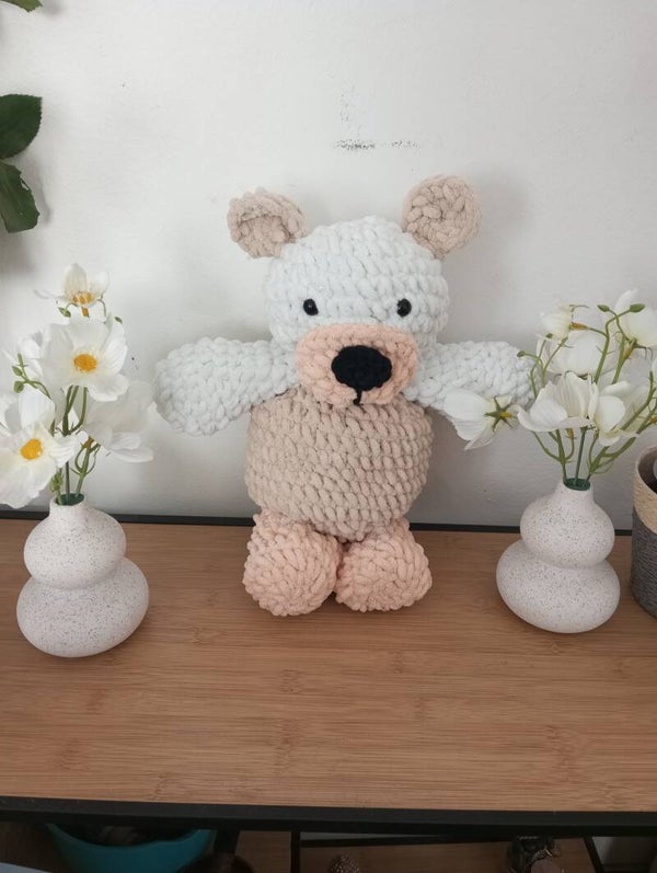 Ourson Charlie créé au crochet 34 cm
