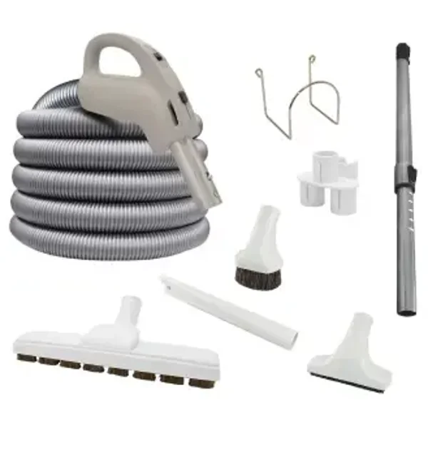 LF79 - Reinigingsset met bedrade stofzuigerslang 15m. / Set de nettoyage inclus un flexible filaire de 15m.