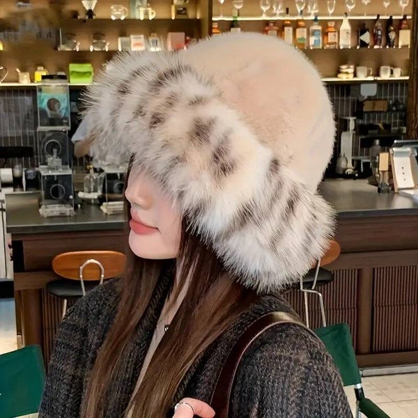 Zacht kakikleurige hoed/muts luipaardrand