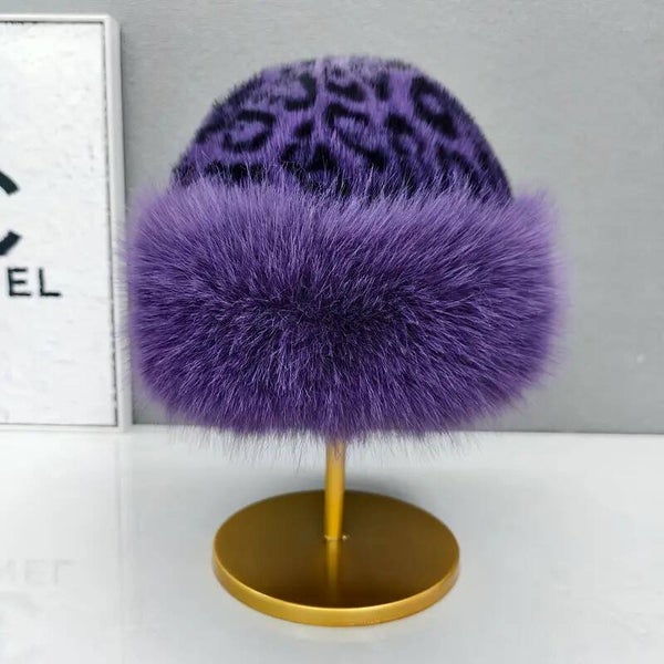 Dieppaarse muts met nepbontrand