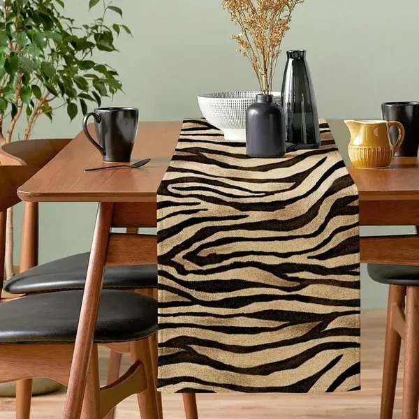 Opvallende tafelloper zebraprint