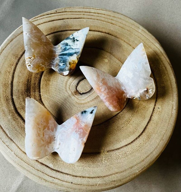 Papillon 3D en agate plume rose