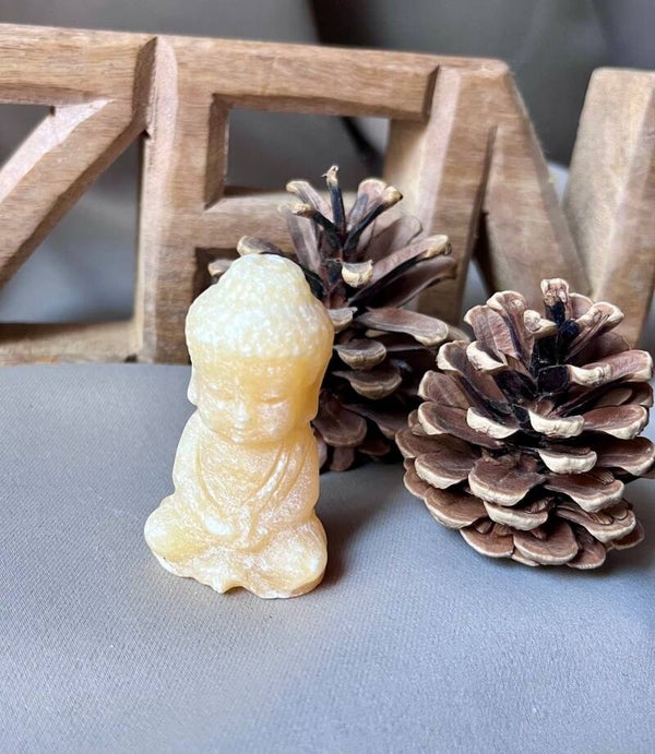 Bouddha en calcite jaune