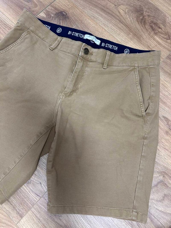 Bermudas caballero