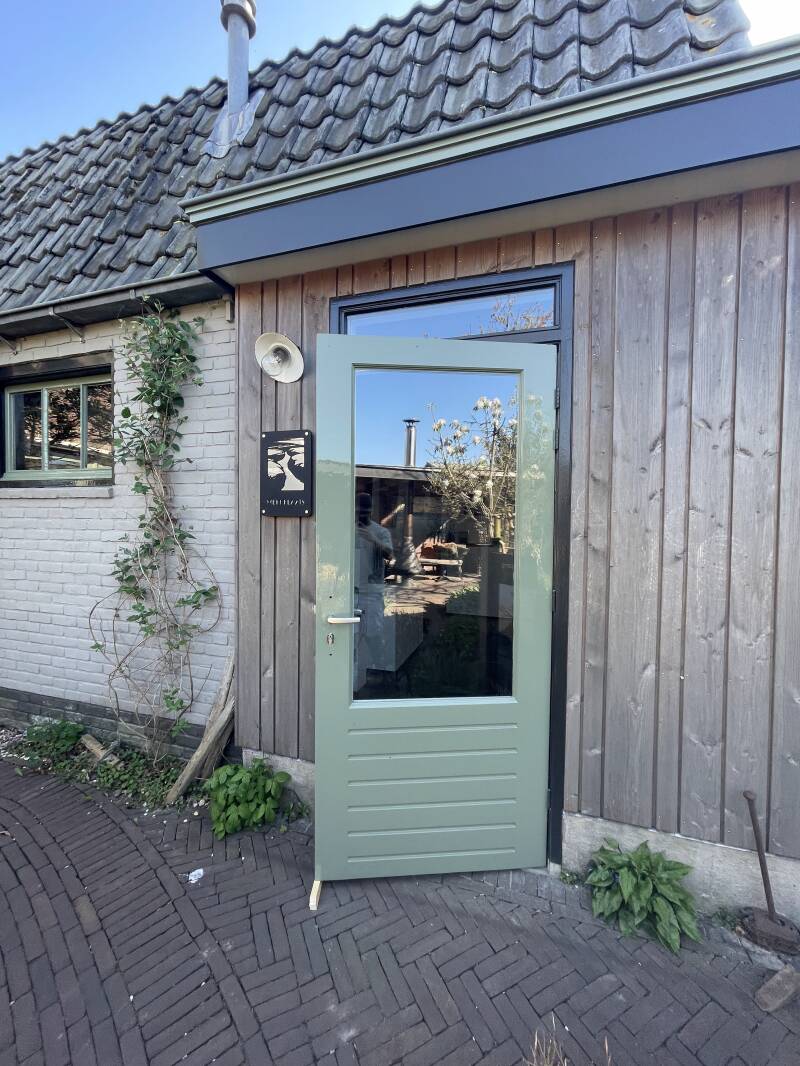 buitendeur geschilderd