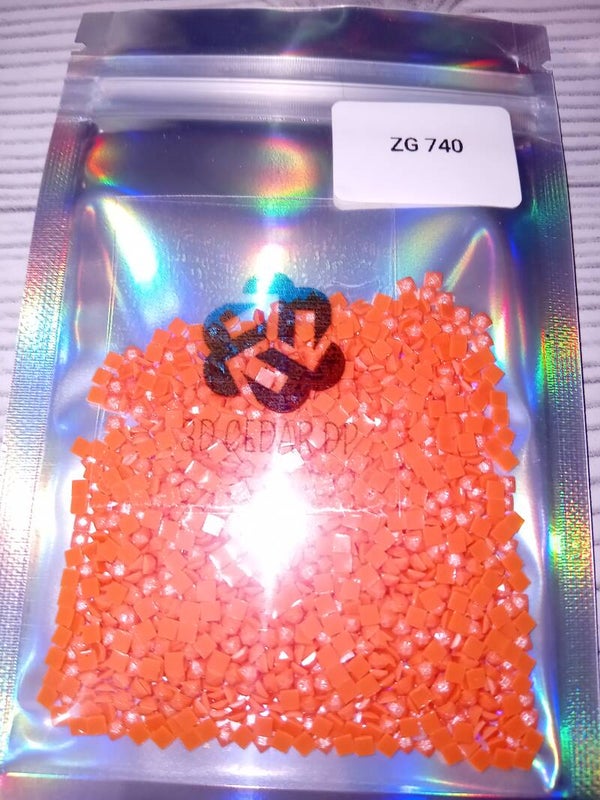 Paillettes de nono carrés #740