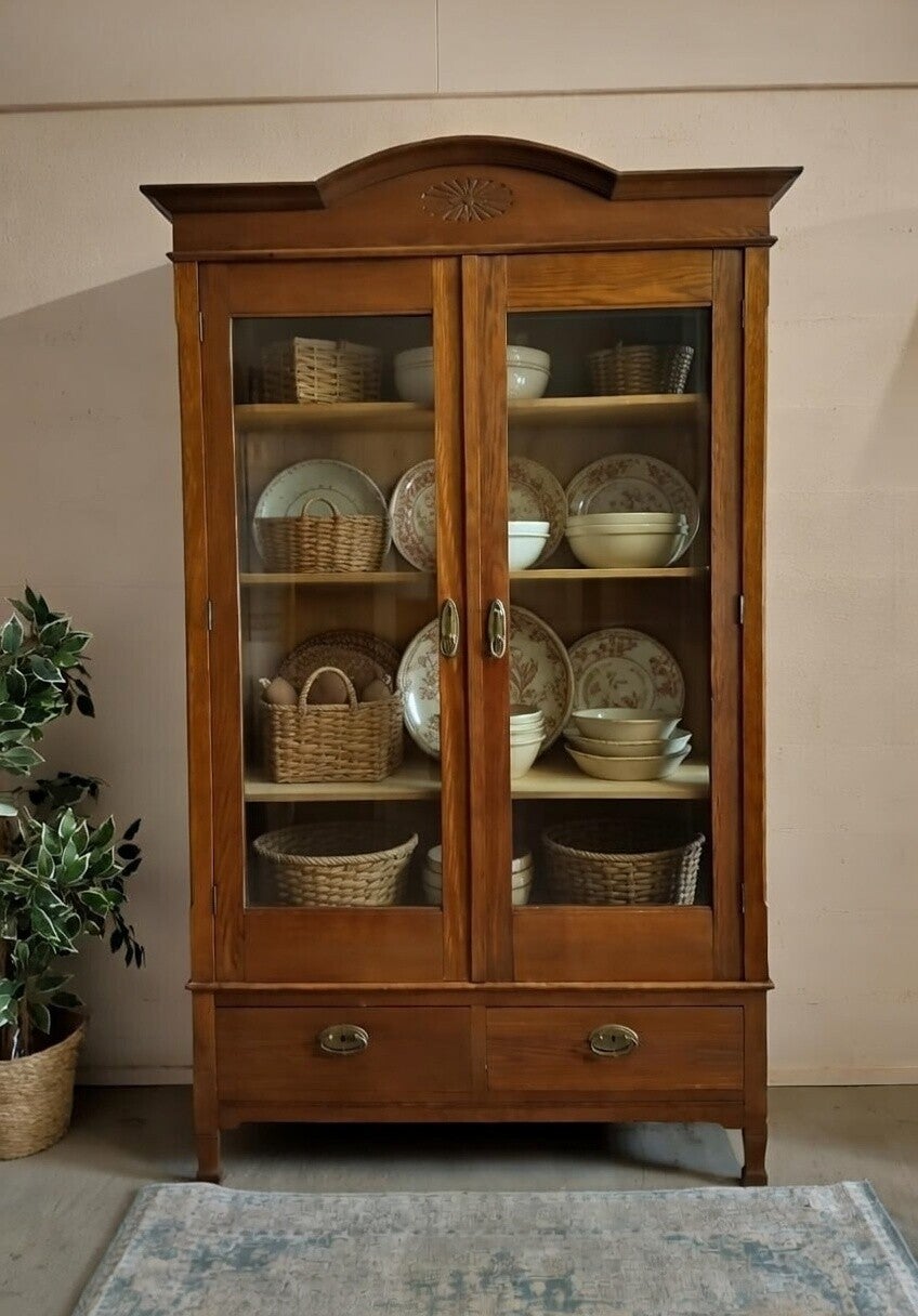 Demontabele eiken art-deco vitrinekast met facetgeslepen glas