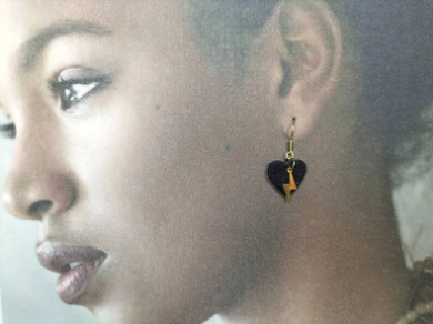 Boucle d'oreilles Coup de foudre noir BO109C