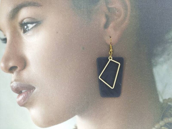 Boucles d'oreilles Noir et pampille BO34