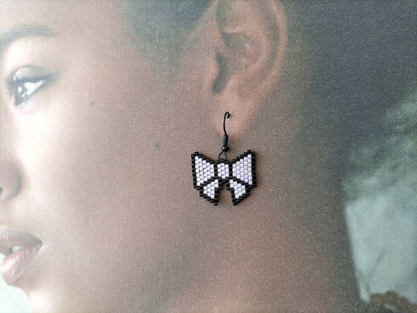 Boucles d'oreilles Nœuds rose pâle