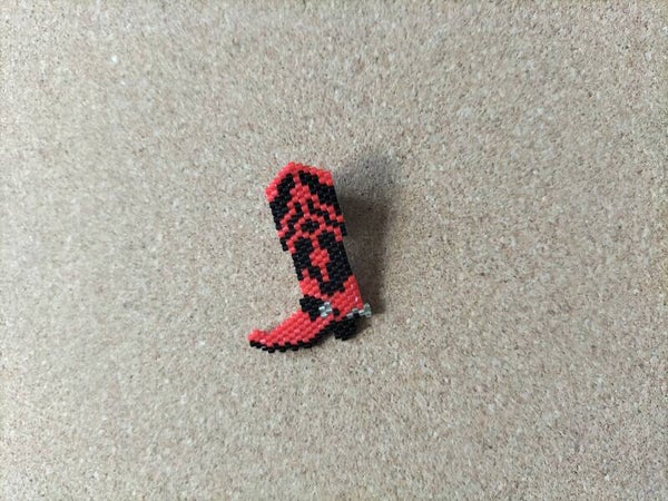 Pin's Santiag P4