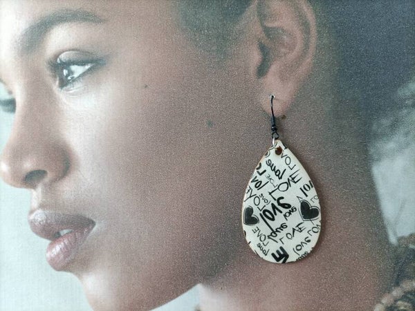 Boucles d'oreilles bois Love BOB14