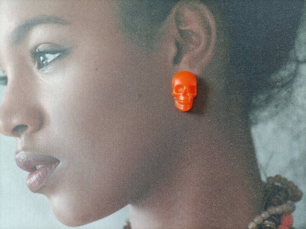 Boucles d'oreilles clou Tête de mort orange BO85A