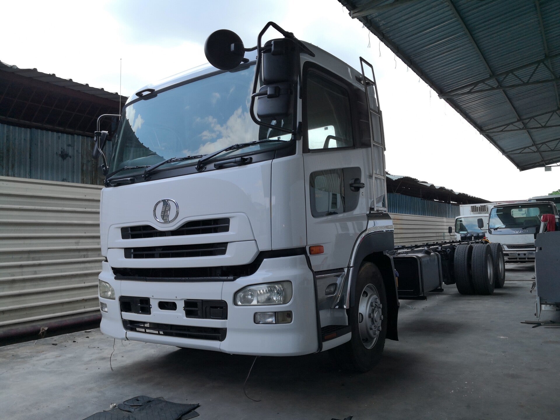 NISSAN UD QUON | tytruck