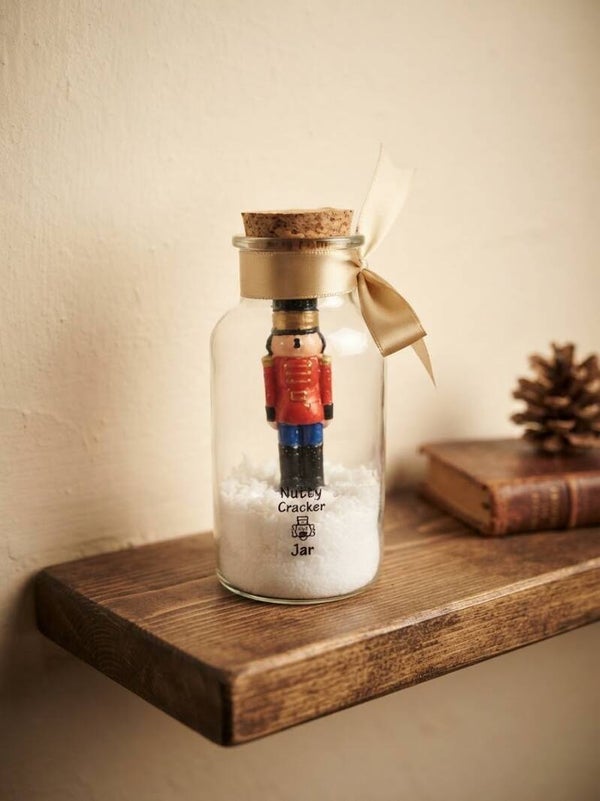 Nutty Cracker pot Candle