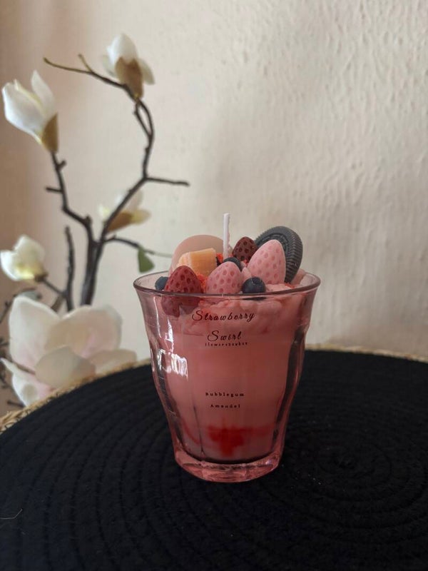 Strawberry Swirl Candle