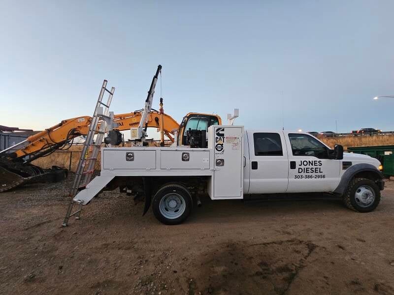 Excavator hydraulic cylinder replacement.