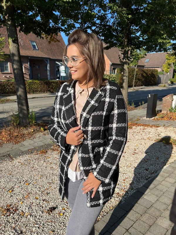 Geruite jas met dubbele knopen zwart