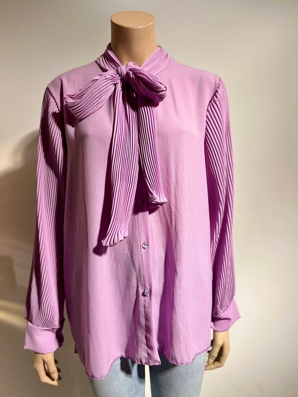 Lavendel blouse met strik