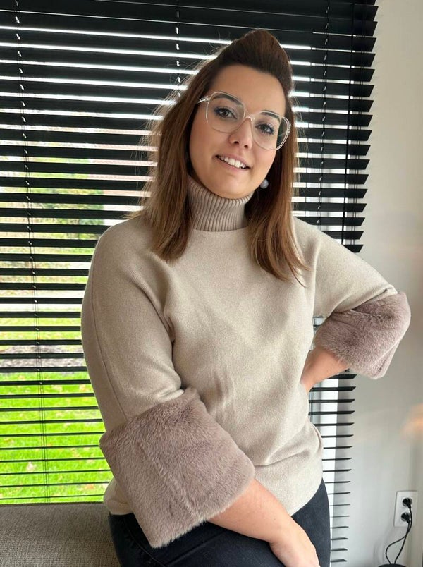 Fluffy Sweater / BEIGE