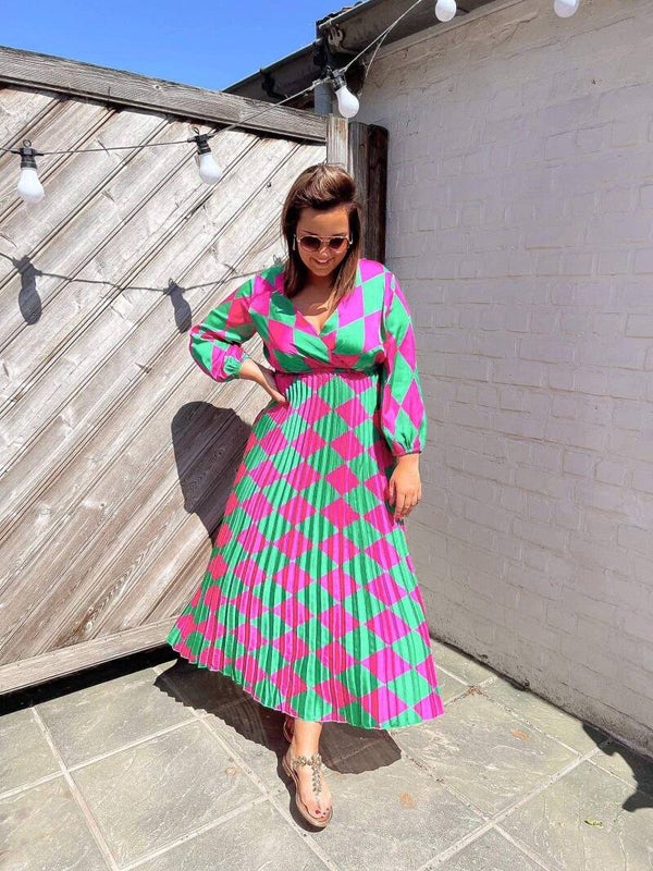 Green pink musthave dress