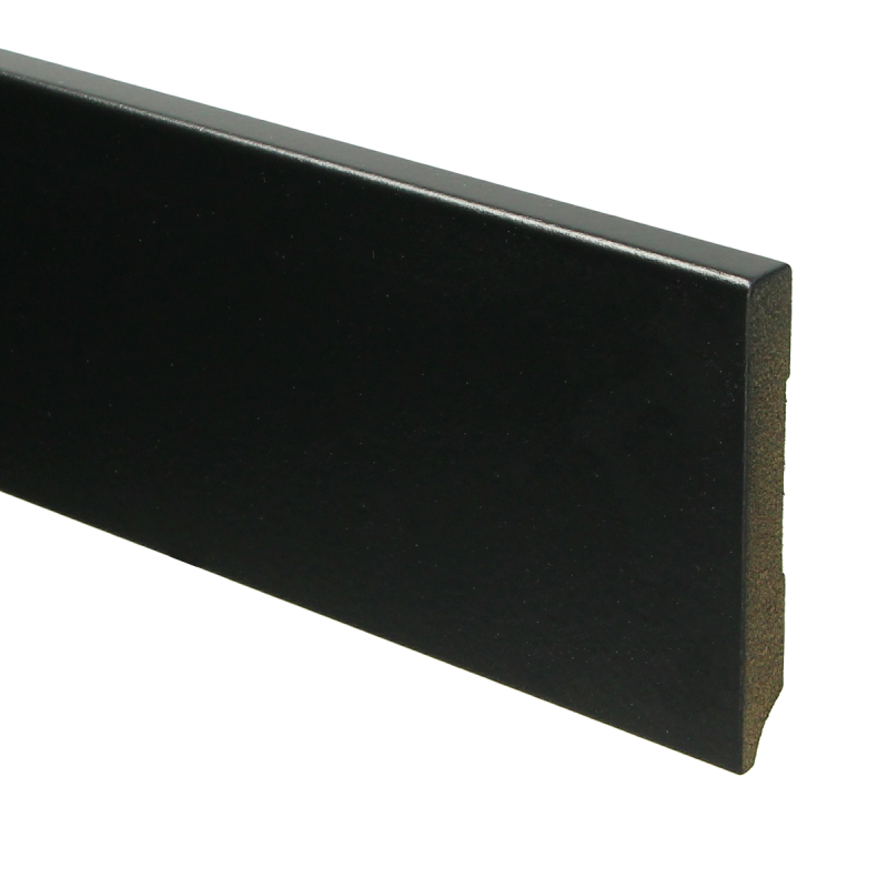 MDF Moderne plint 2,40 meter.  Voorgelakt RAL 9005