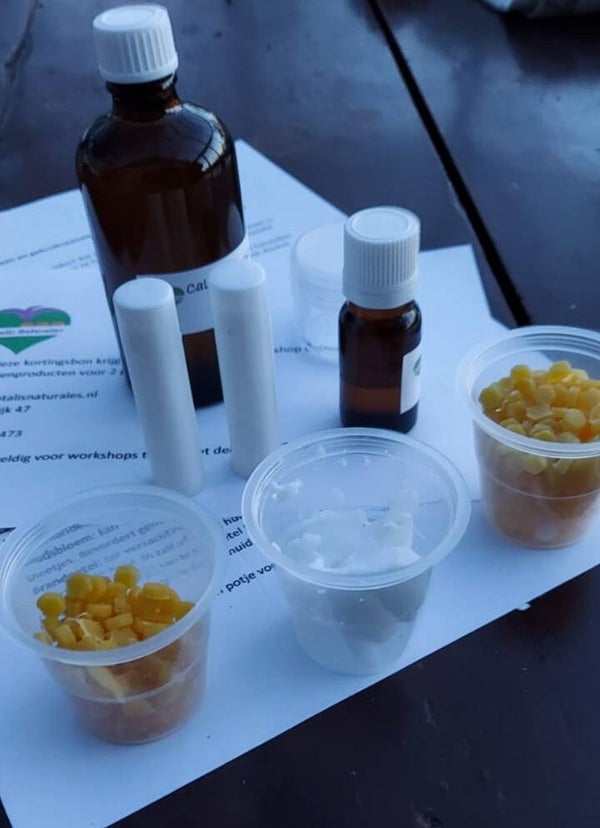 Pakket zelf zalf en lippenbalsem maken