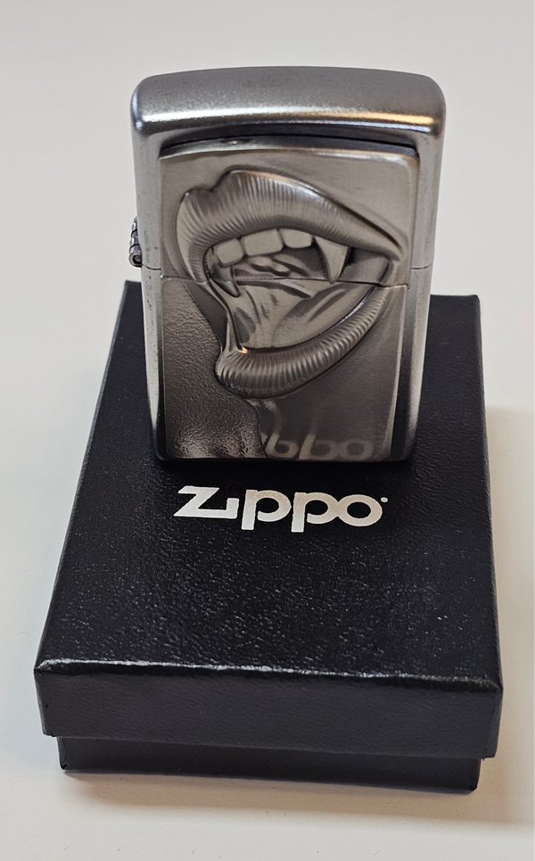 Original Zippo Anne Stokes Lady´s Vampire