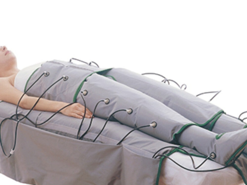 Tratamiento de presoterapia corporal para activar la circulación y reducir retención de líquidos