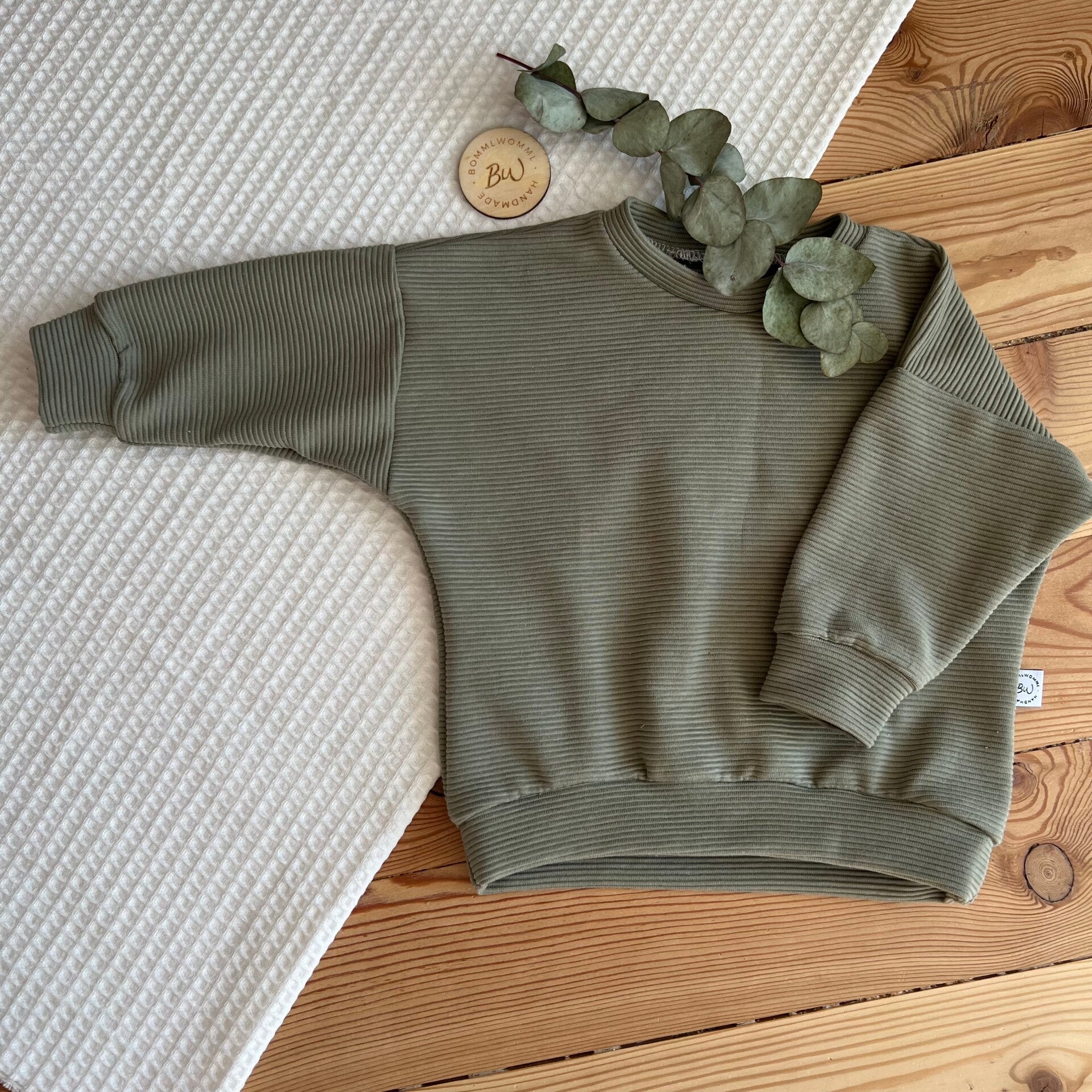 Pullover verschiedene Farben