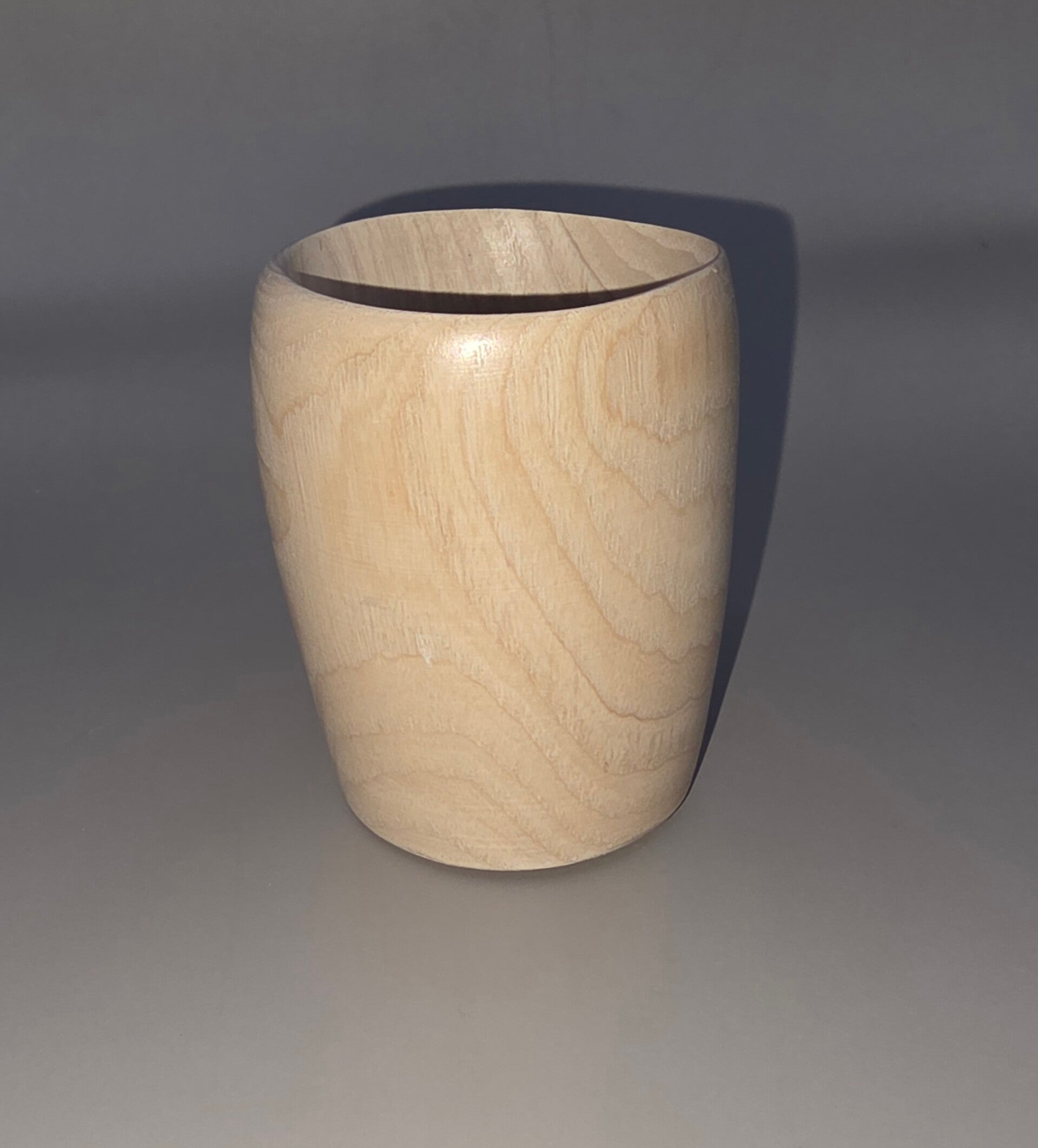 Kleine beker van elsenhout