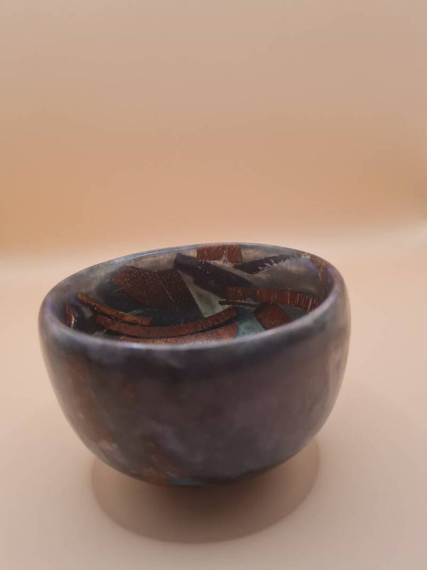 Blauw/paars transparant schaaltje met snippers hardhout