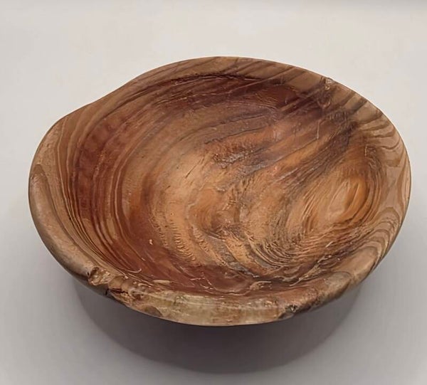 Klein schaaltje uit taxushout