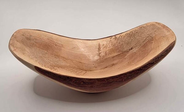 Langwerpig schaaltje uit taxushout