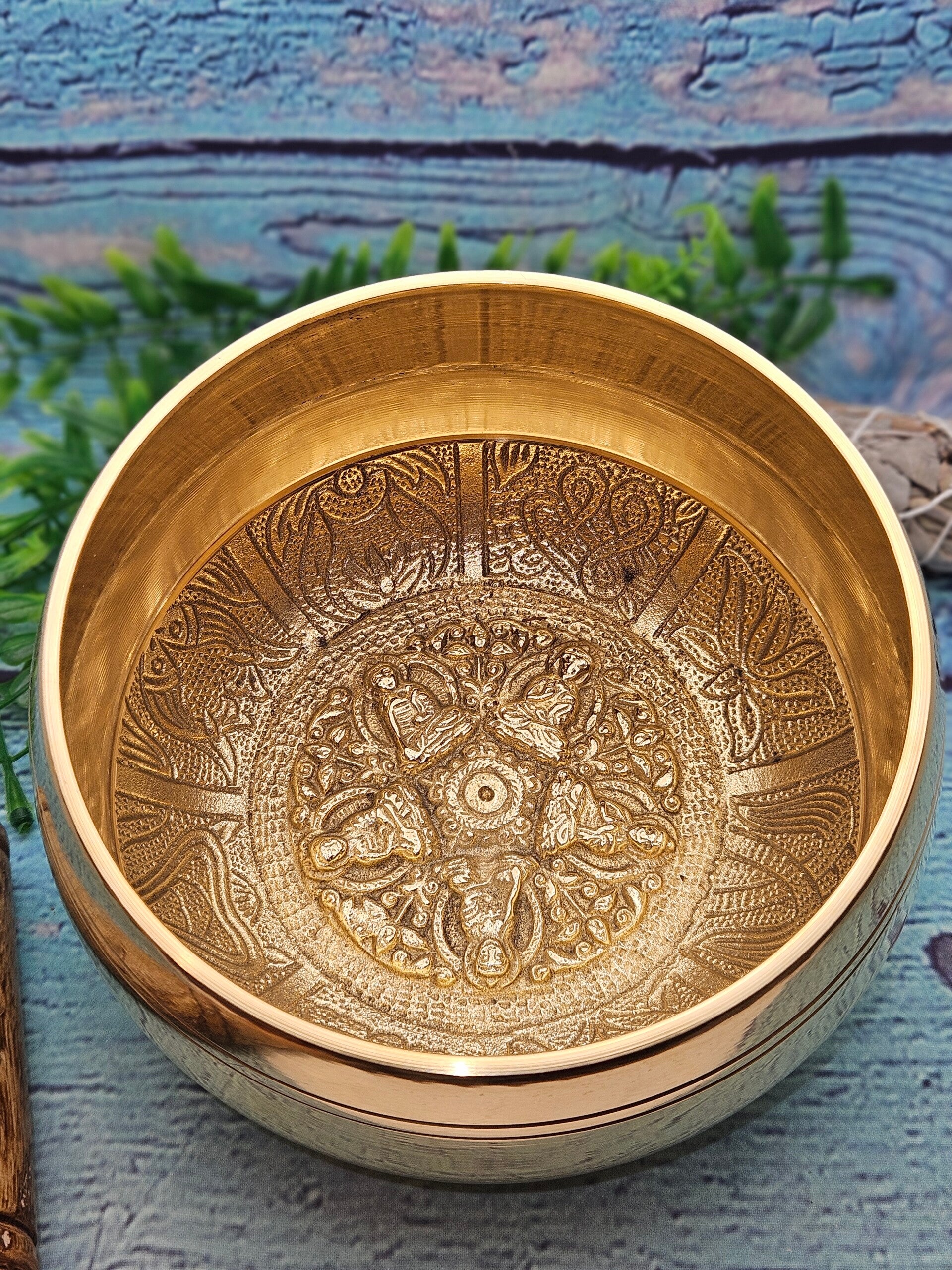 Bol chantant laiton ciselé