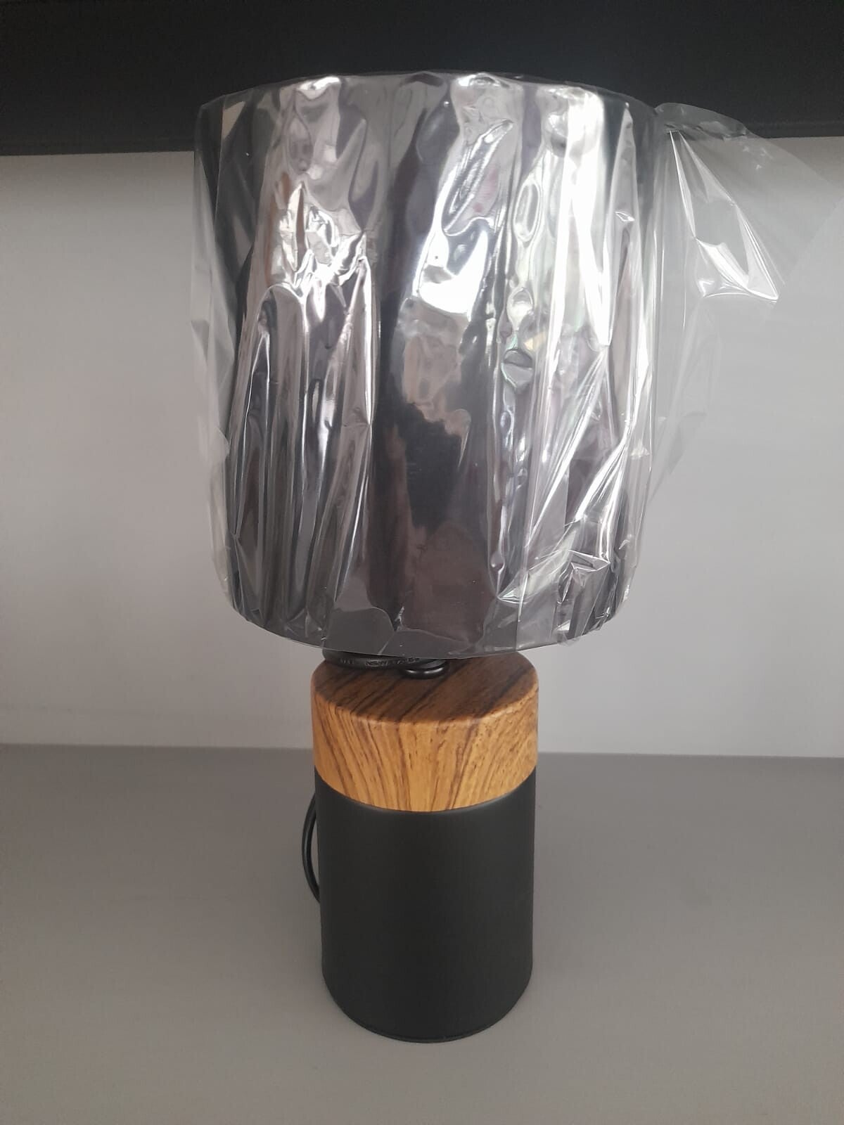 Lumetto metallo/ legno con paralume nero